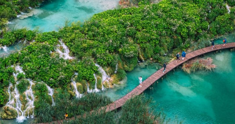 excursion to plitvice from omis